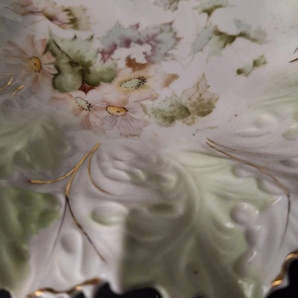 N/A antique porcelain